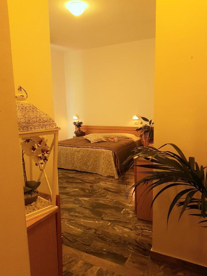 Hotel Romantica Rimini Eksteriør billede