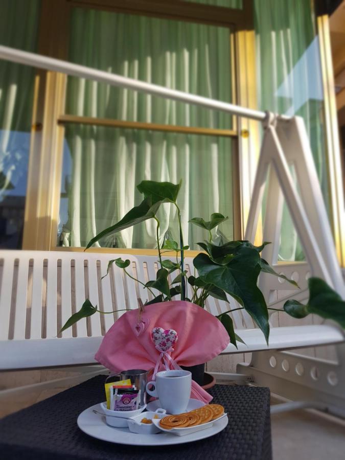 Hotel Romantica Rimini Eksteriør billede