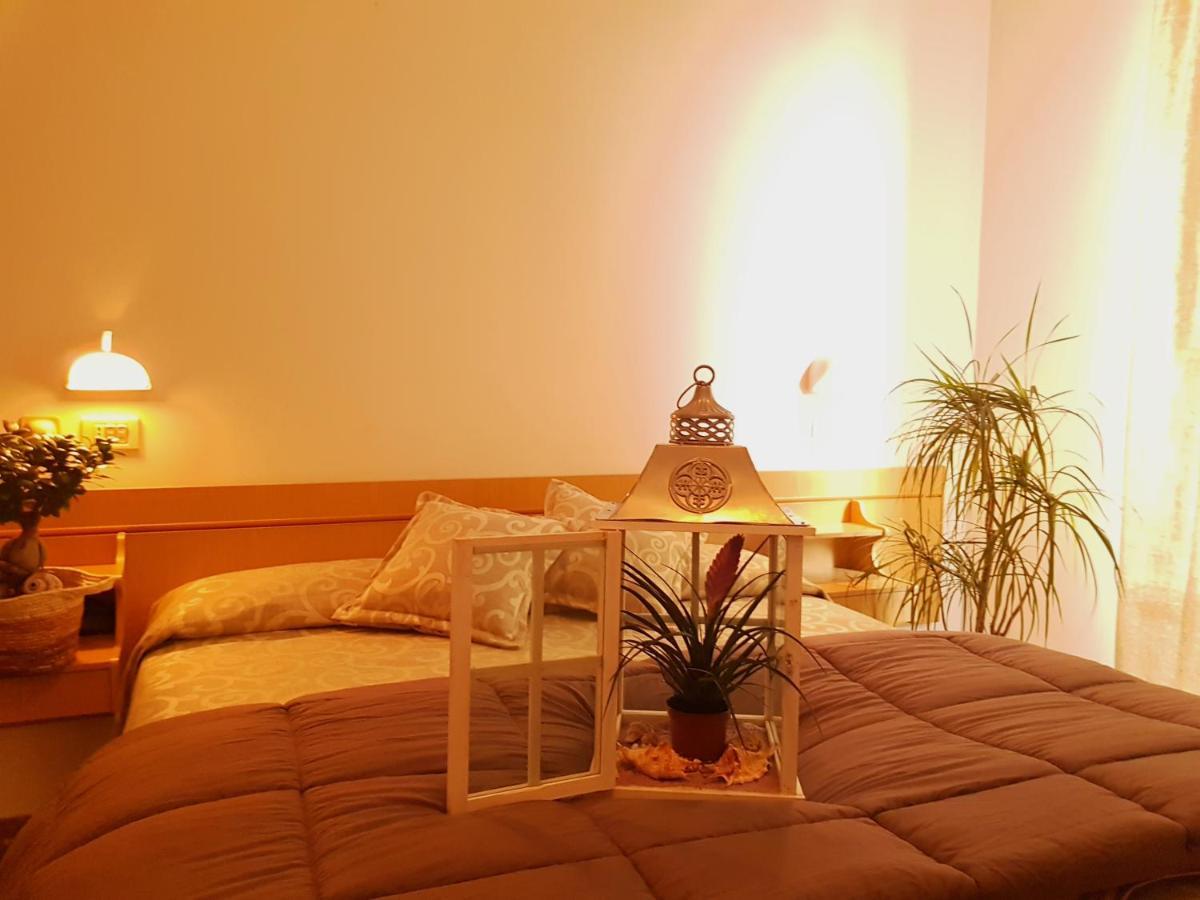 Hotel Romantica Rimini Eksteriør billede
