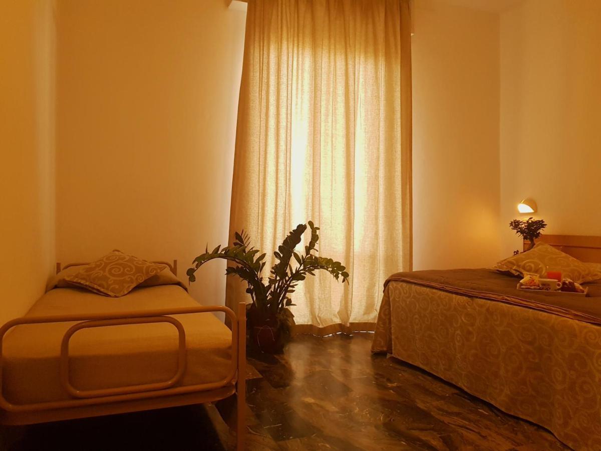 Hotel Romantica Rimini Eksteriør billede