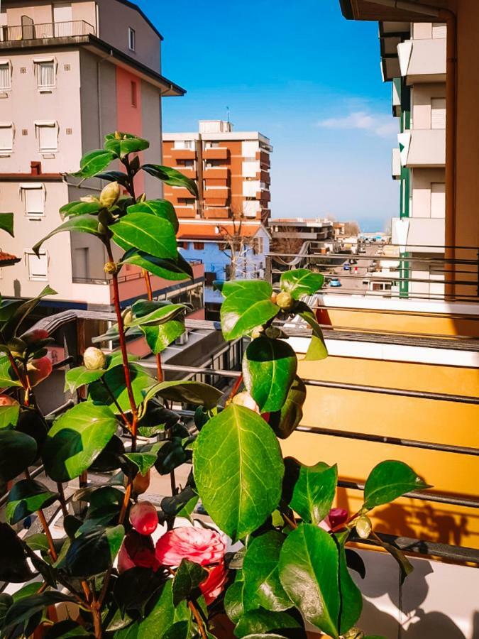Hotel Romantica Rimini Eksteriør billede