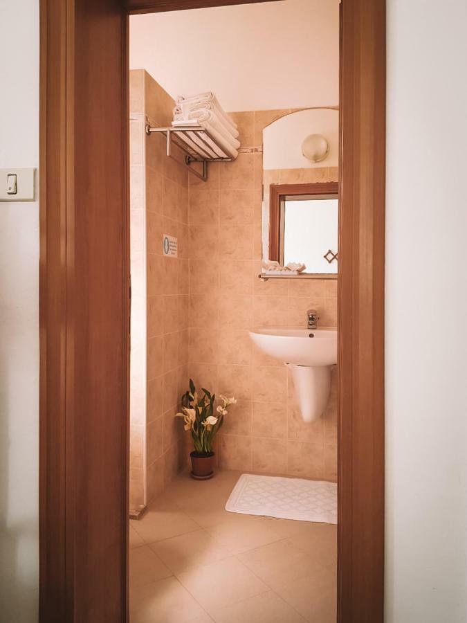 Hotel Romantica Rimini Eksteriør billede